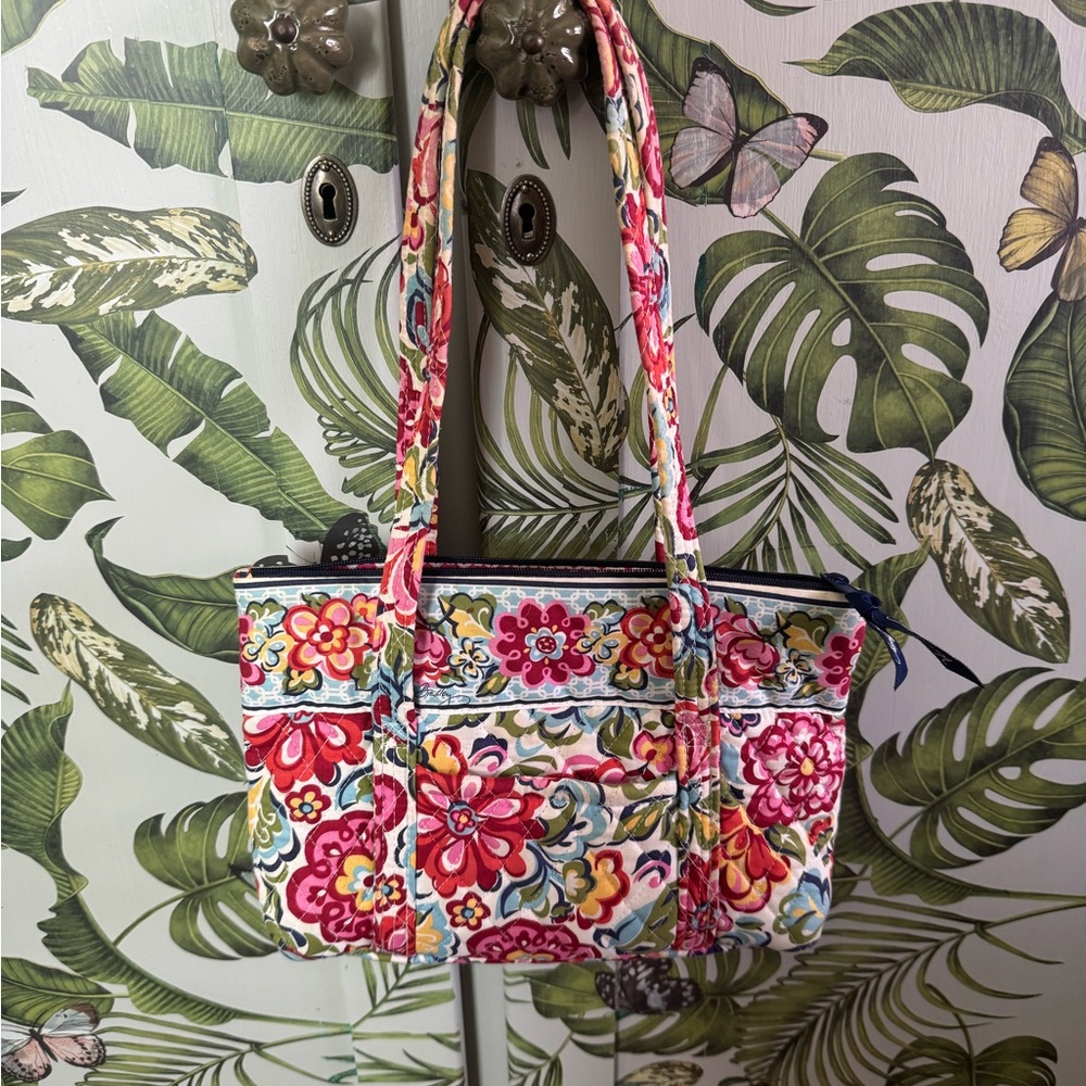 Vera Bradley Shoulder Tote – Excellent Condition!